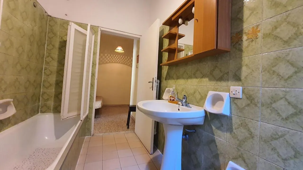 フォッローニカCasa Mare Alessiaアパートメント